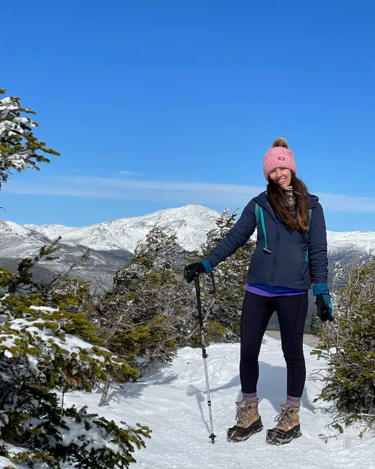 Winter Hiking Gear List 10 Essentials for the Snow!