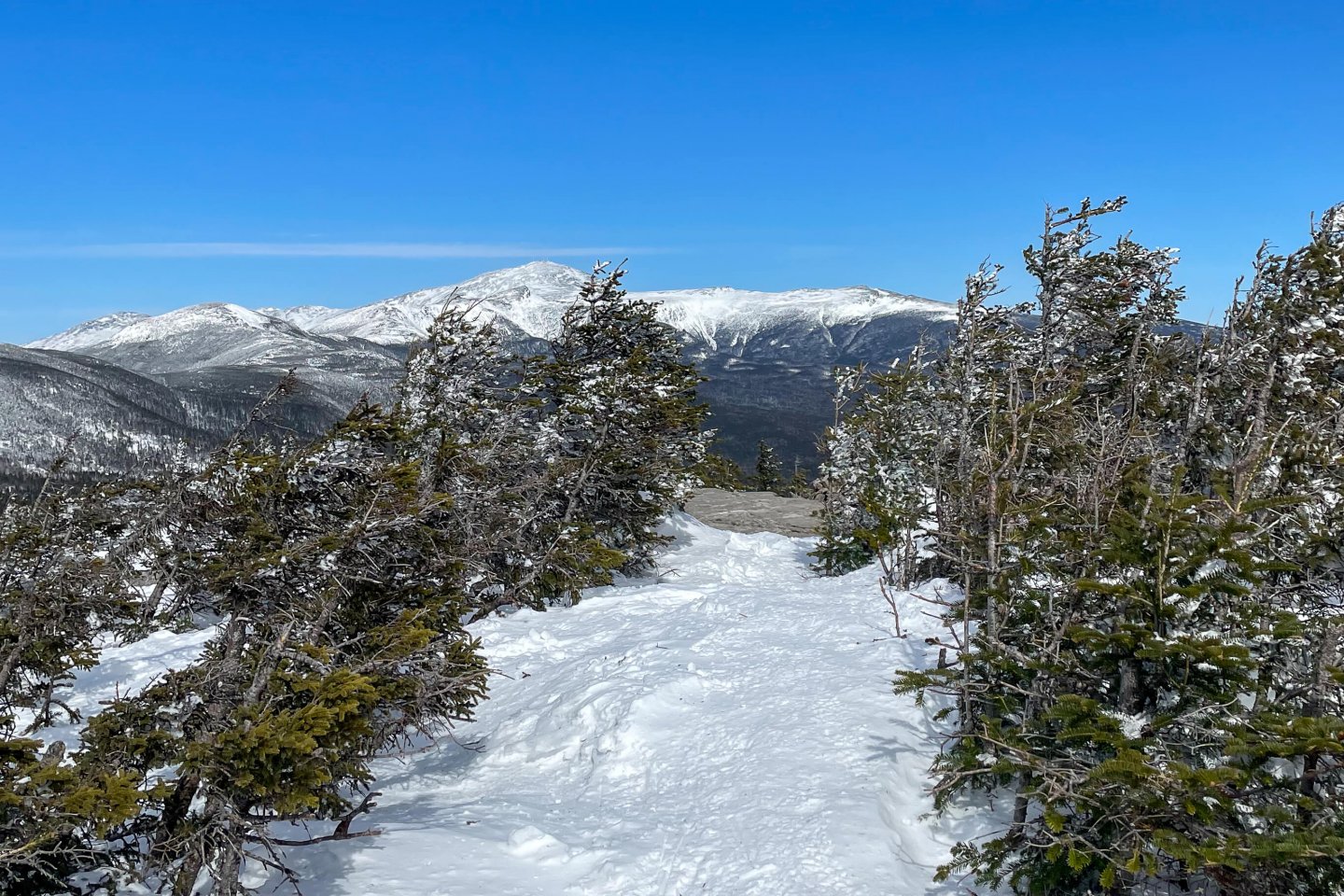 winter Mountain View in New Hampshire