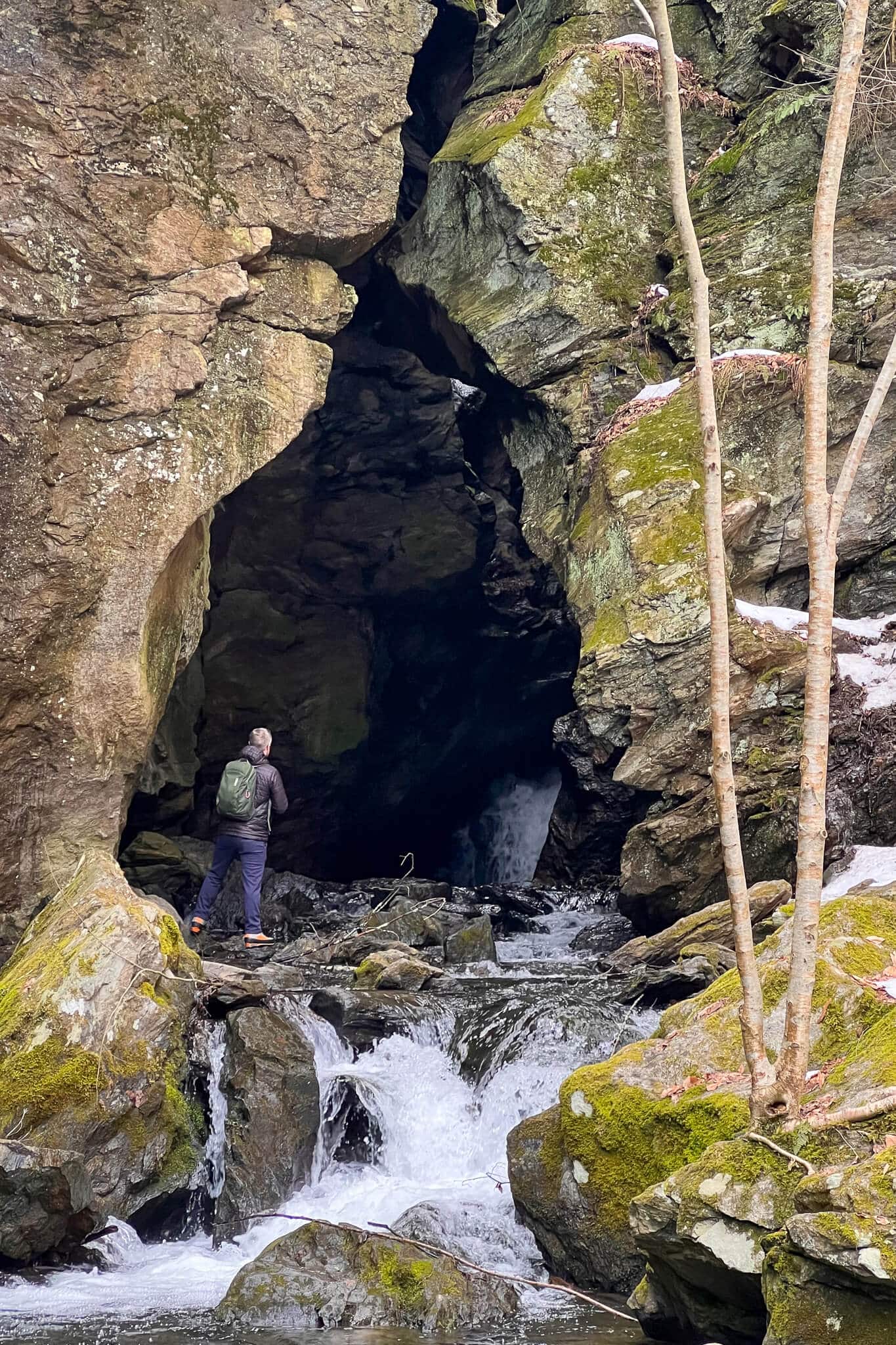 dover stone church cave trail