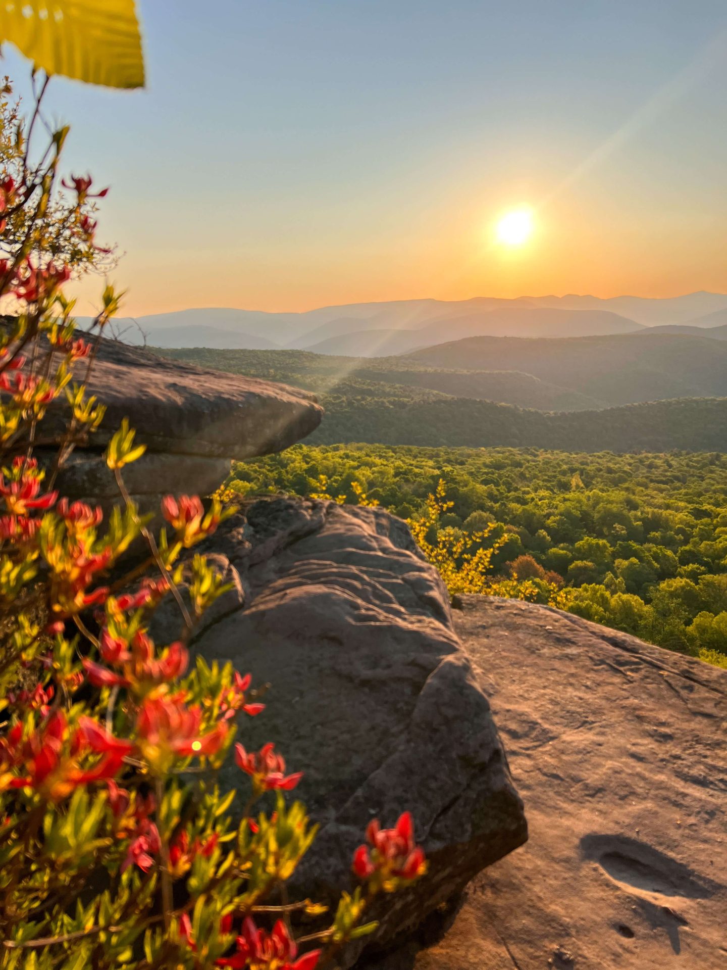 giant ledge at sunrise hike near tannersville new york