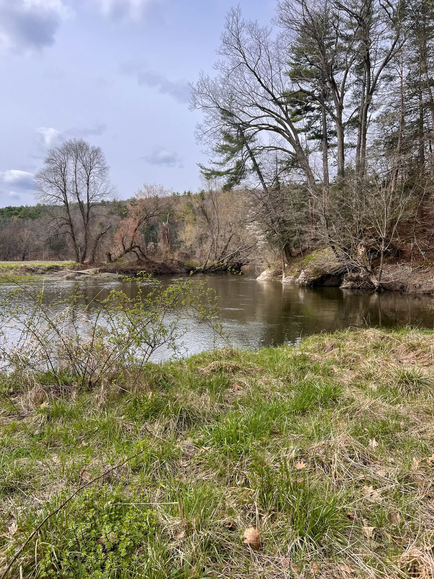 bartholomews cobble hike with housatonic river