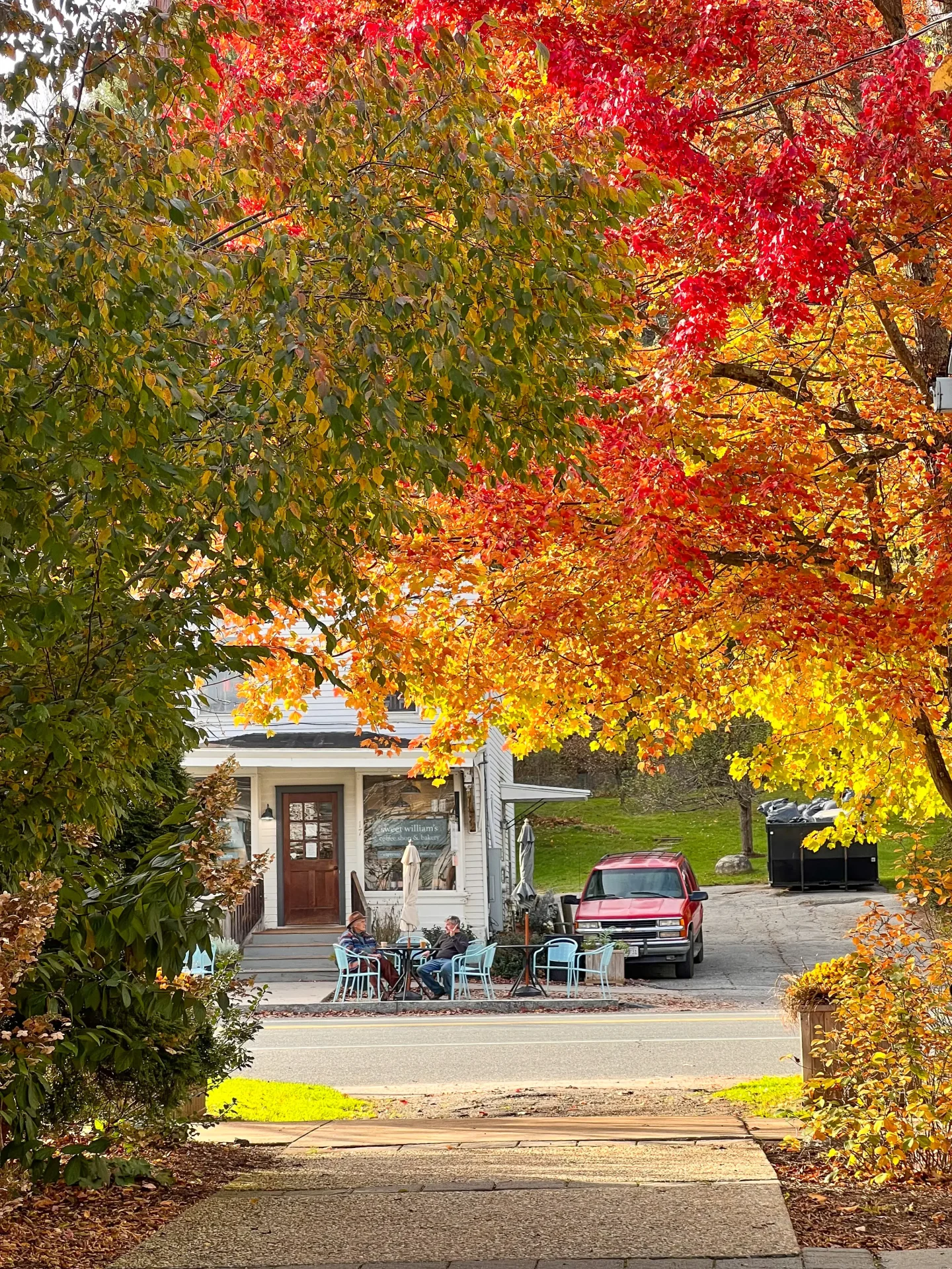 downtown salisbury ct in fall