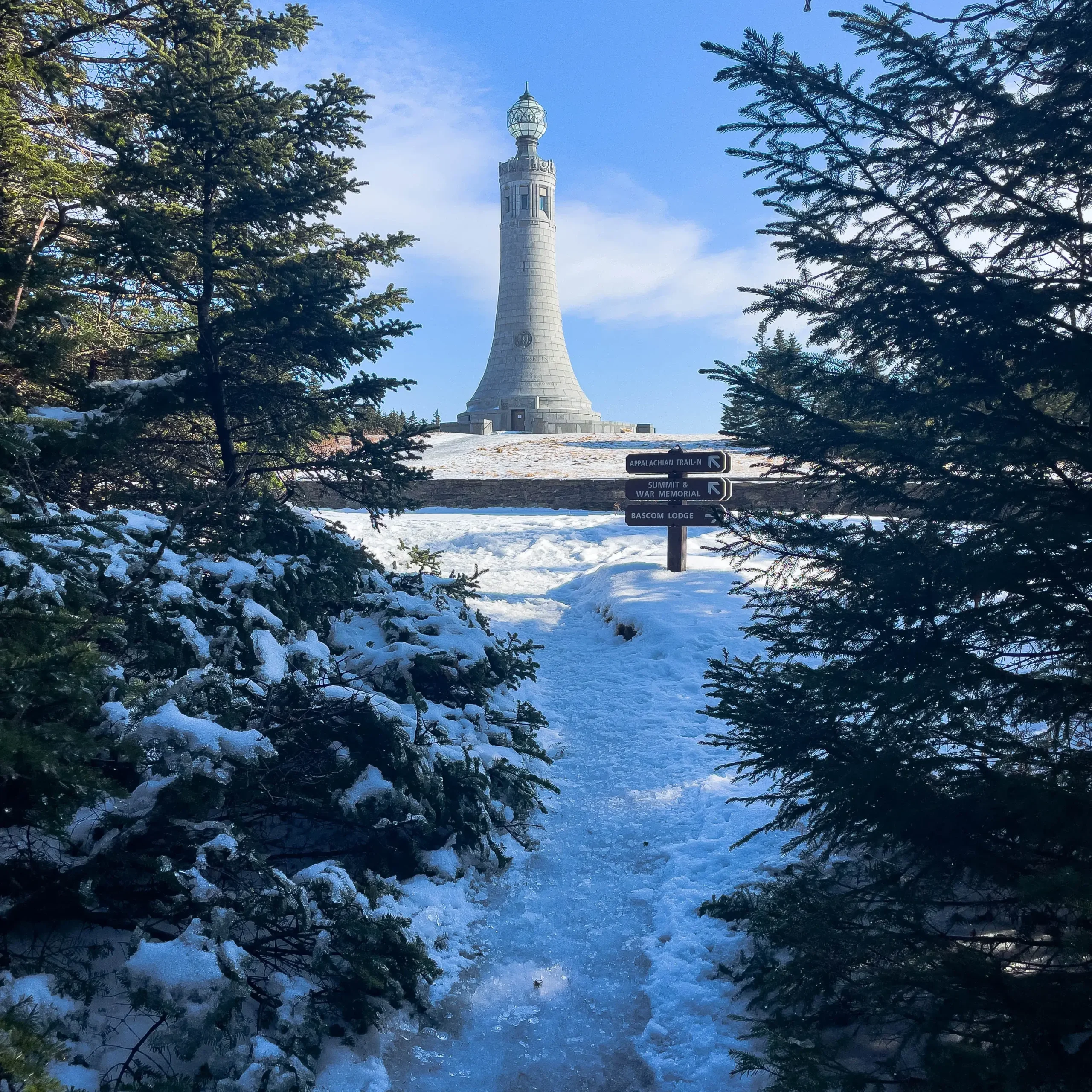 view of veterans war memorial in winter