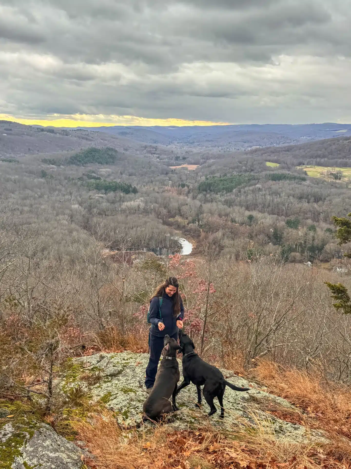 winter hikes in connecticut paired with the best hot chocolate