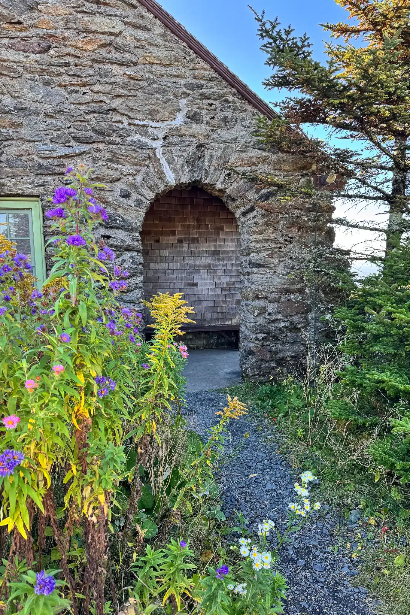 bascom lodge at top of mount greylock