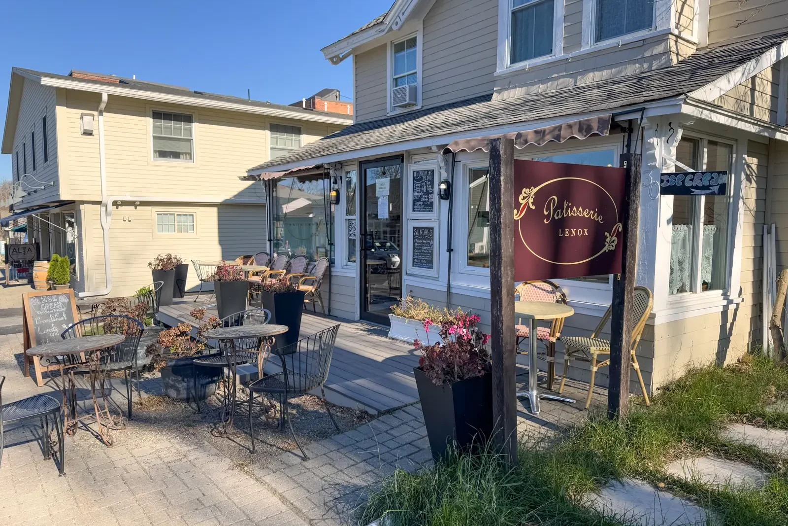 storefront in downtown lenox.
